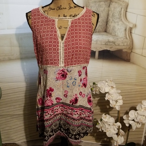 Derek Heart Dresses & Skirts - Derek Heart Floral Dress Size L